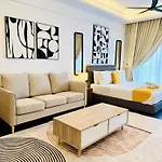 R&F Princess Cove By Homefort Suites